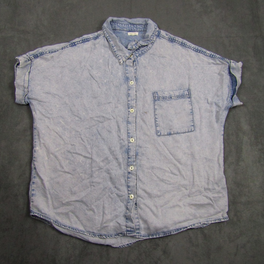 En Creme Button Down Shirt Womens M Blue Acid Wash Tencel Short Sleeve Pocket